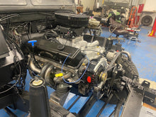 Load image into Gallery viewer, Bell Housing Adapter Kit Chevy Engine to Land Rover R380 V8 Manual Transmission
