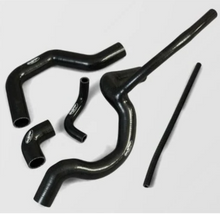 Load image into Gallery viewer, ASH20-BLK - DEFENDER 200TDI SILICONE COOLANT HOSE KIT
