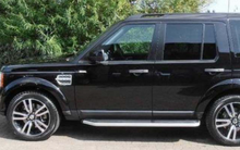 Load image into Gallery viewer, LAND ROVER LR3 AND LR4 SIDE STEPS WITH ANTI-SLIP TOP AND ALUMINUM SIDES - COMES AS A PAIR
